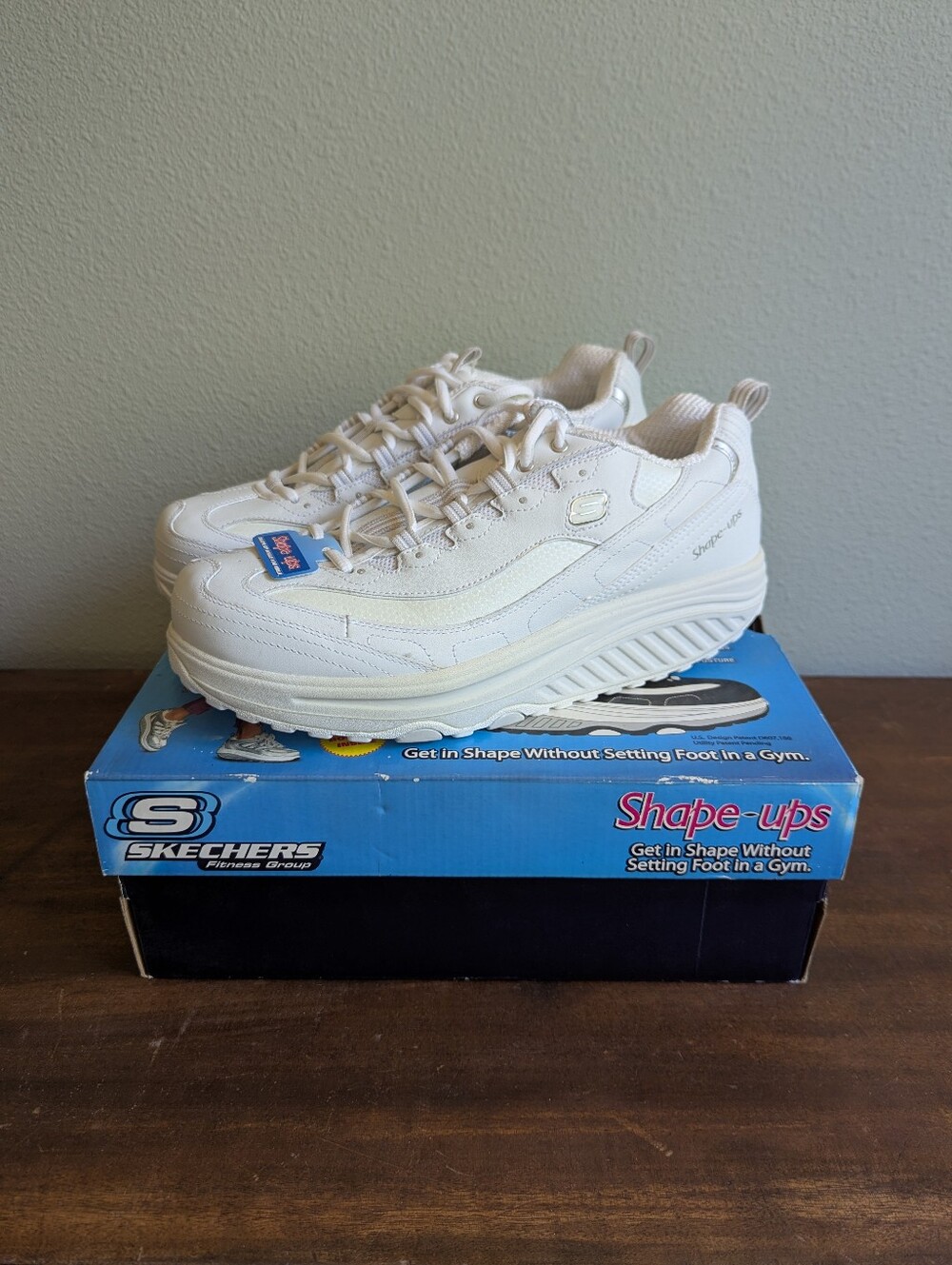 New Old Stock Sketchers Shape Ups All White Womens US 11 Vtg Y2K Platform Chunky